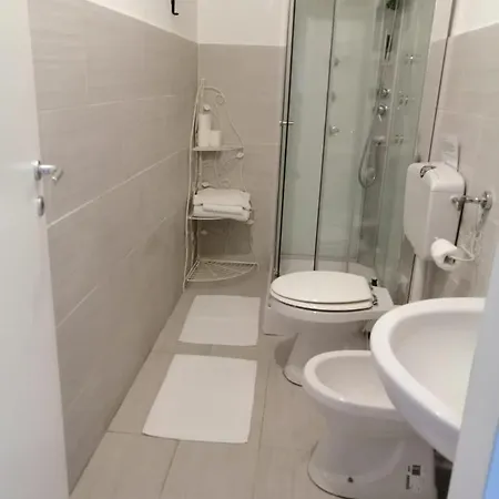 La Tana Della Volpe Гостьовий будинок Ла-Спеція