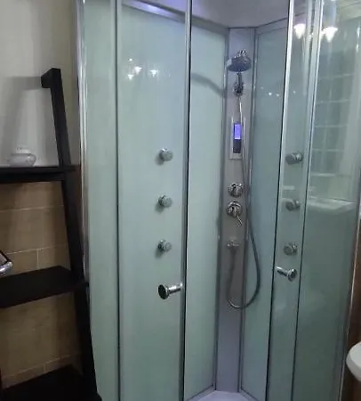 ゲストハウス La Tana Della Volpe 4*